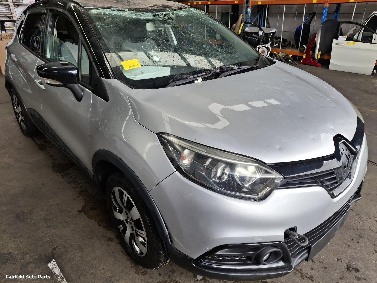 2016 Renault Captur Right Door Mirror