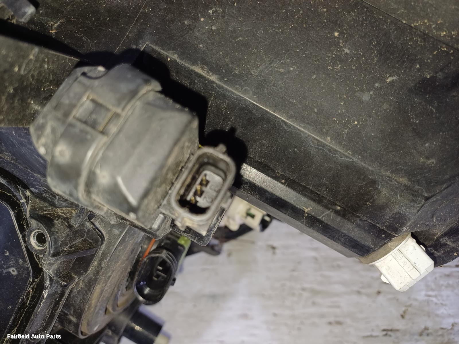 2009-2012 Toyota Corolla Left Headlamp