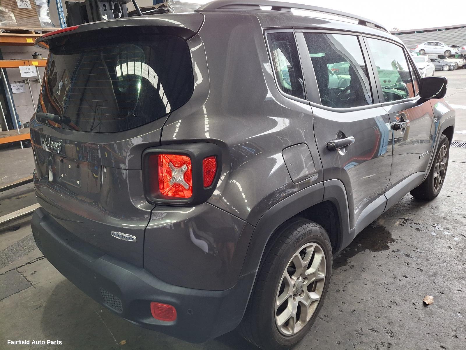 2016 Jeep Renegade Left Taillight