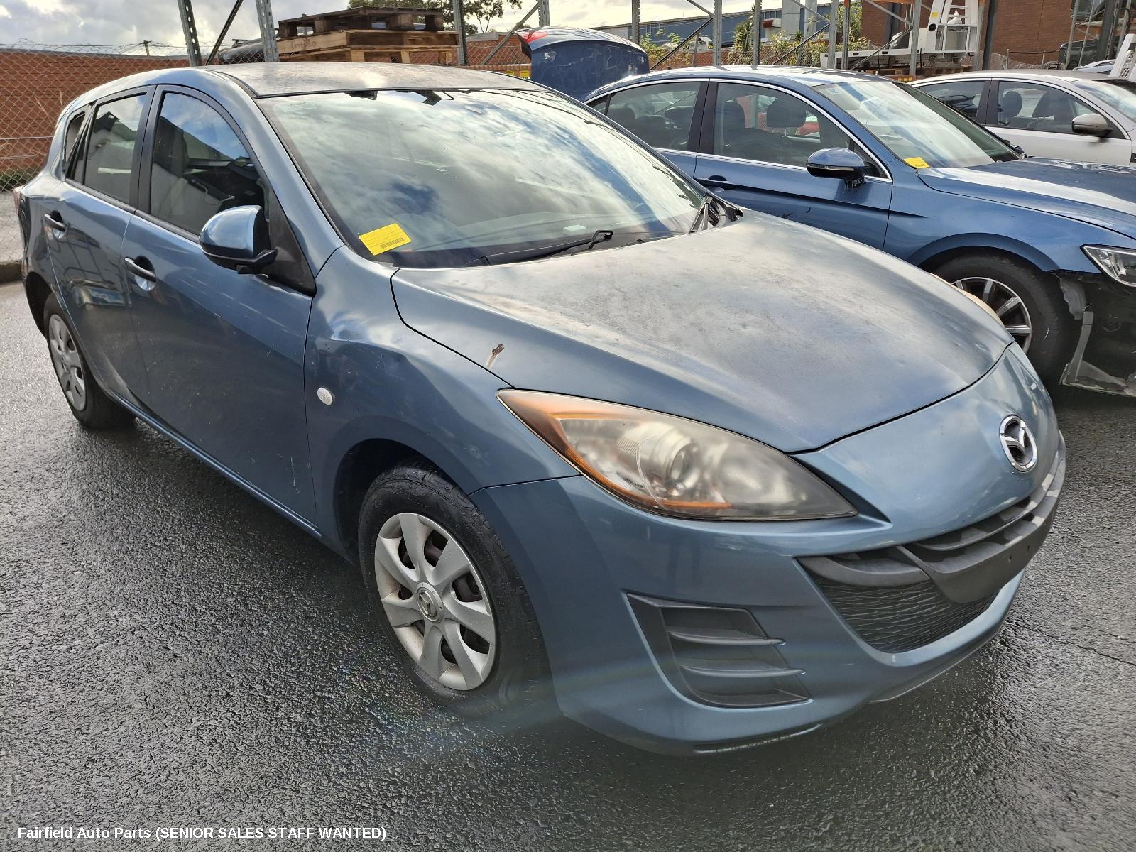 2010 Mazda 3 Sunvisor