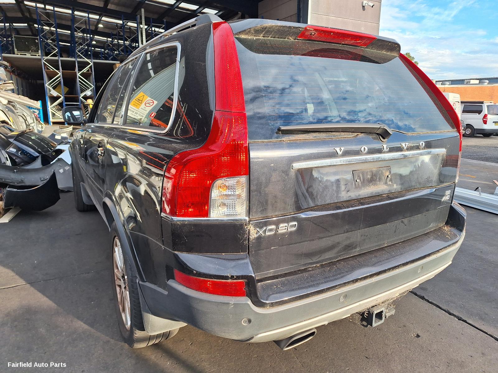 2010 Volvo Xc90 Right Taillight