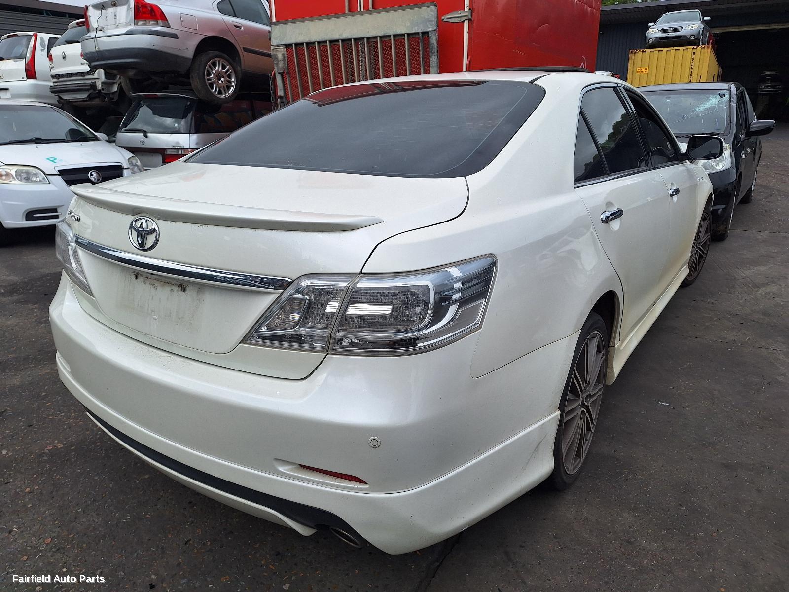 2009-2012 Toyota Aurion Right Rear Door Sliding