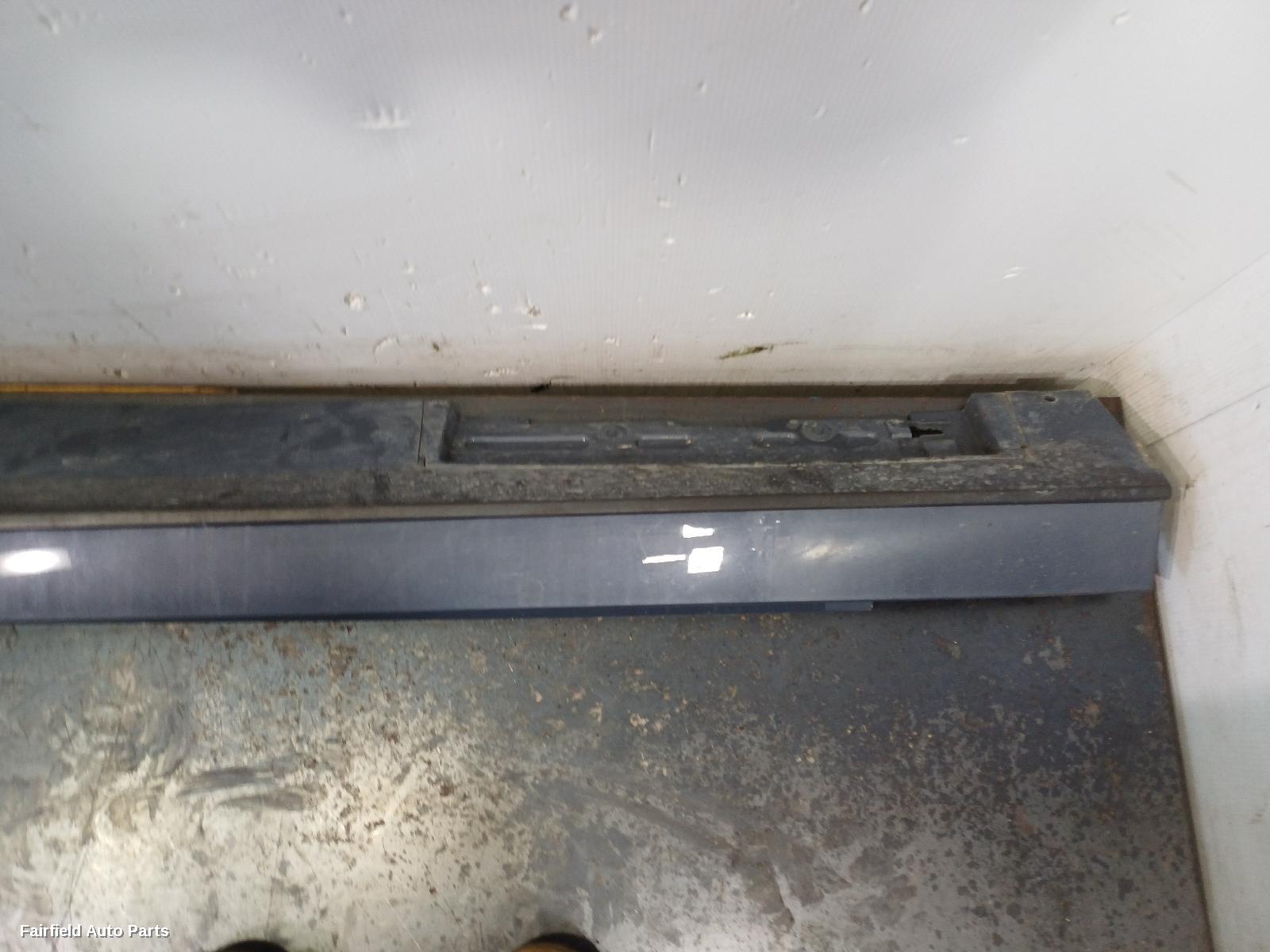 2019-2025 Mazda 3 Side Step Skirt