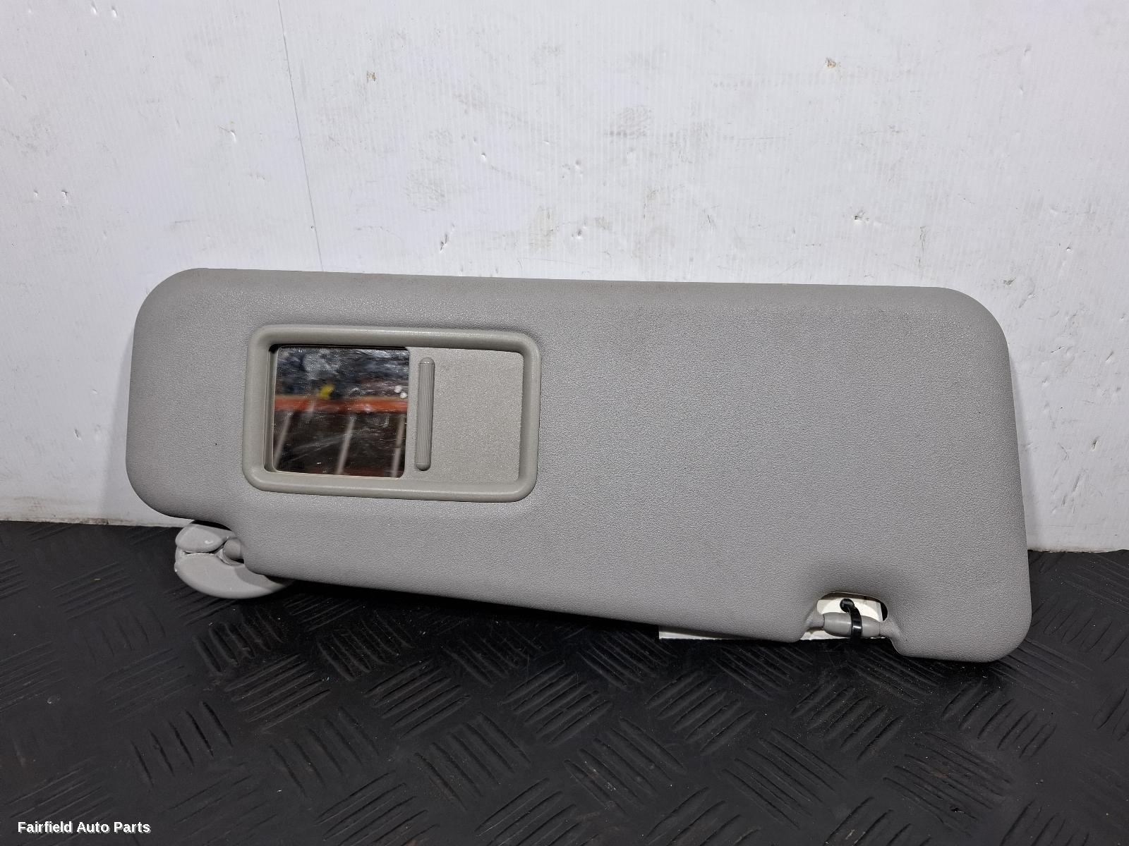 2007-2014 Toyota Kluger Sunvisor