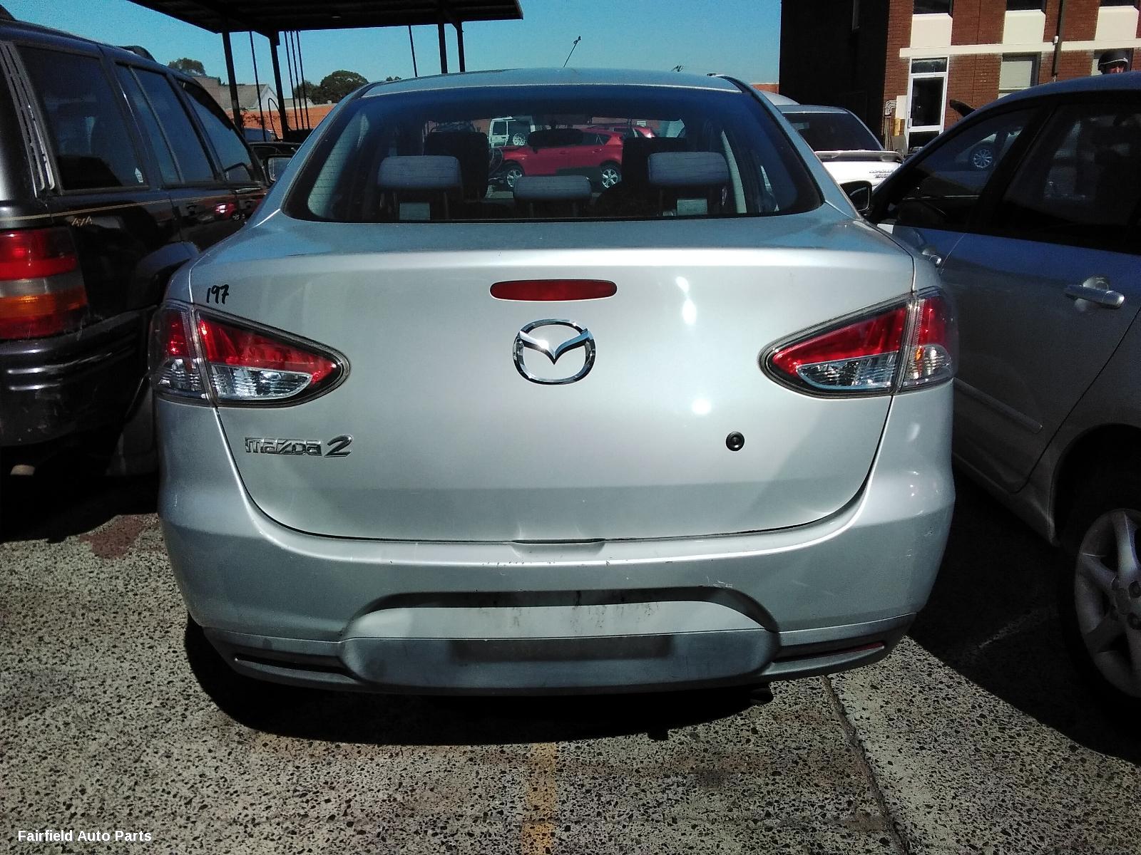 2010-2011 Mazda 2 Right Rear Door Sliding