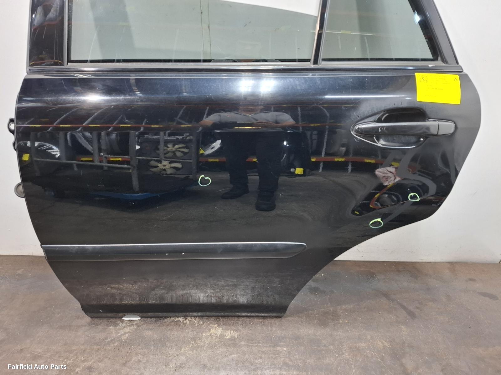 2003-2005 Lexus Rx Series Left Rear Door Sliding