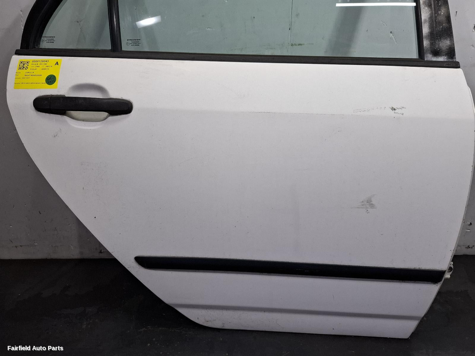 2003-2007 Toyota Corolla Right Rear Door Sliding