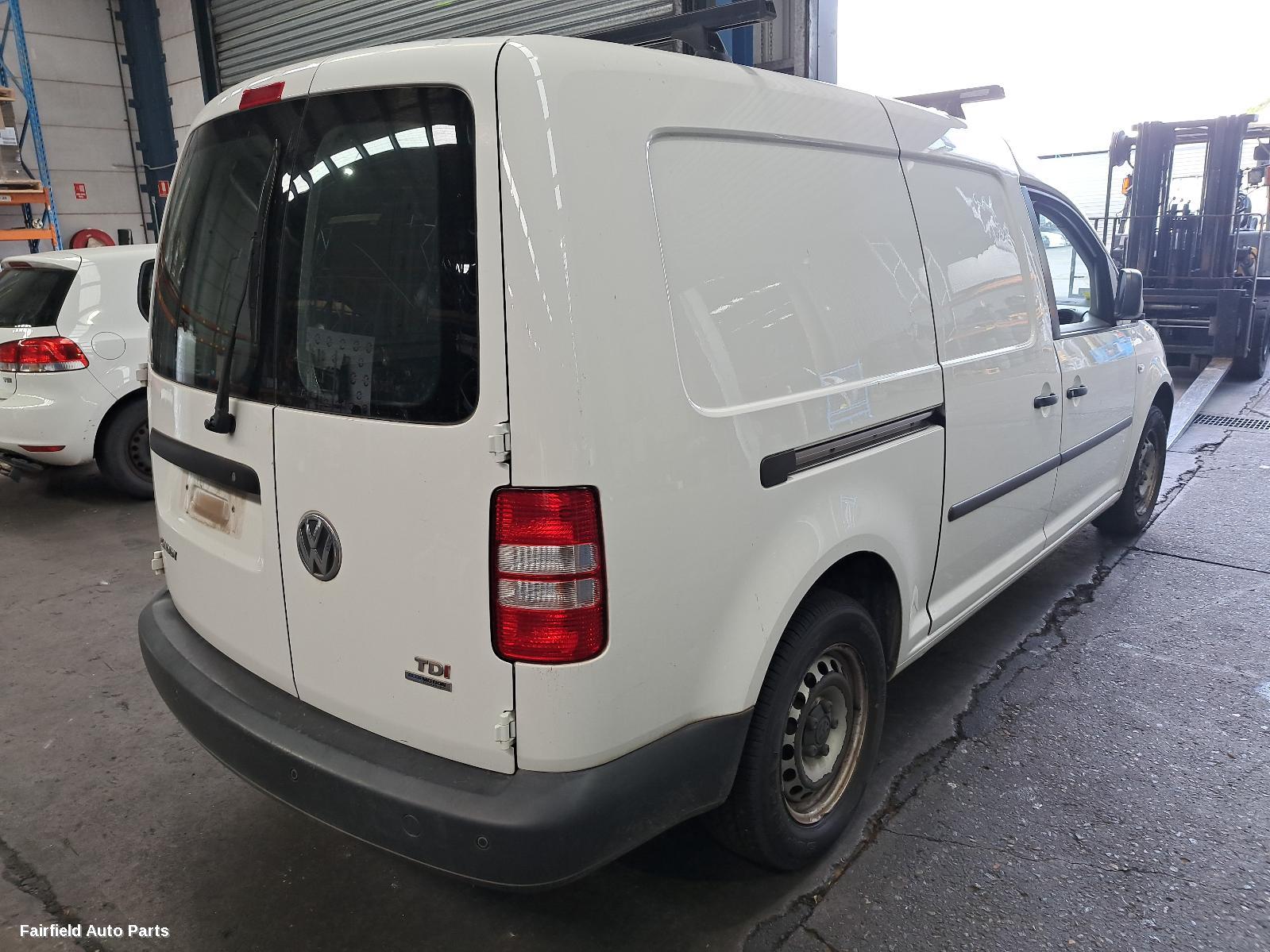 2015 Volkswagen Caddy Left Taillight