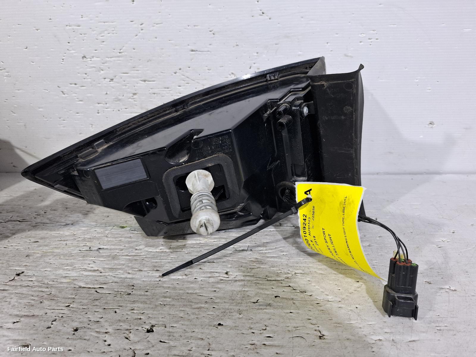 2015-2019 Land Rover Discovery Sport Right Taillight