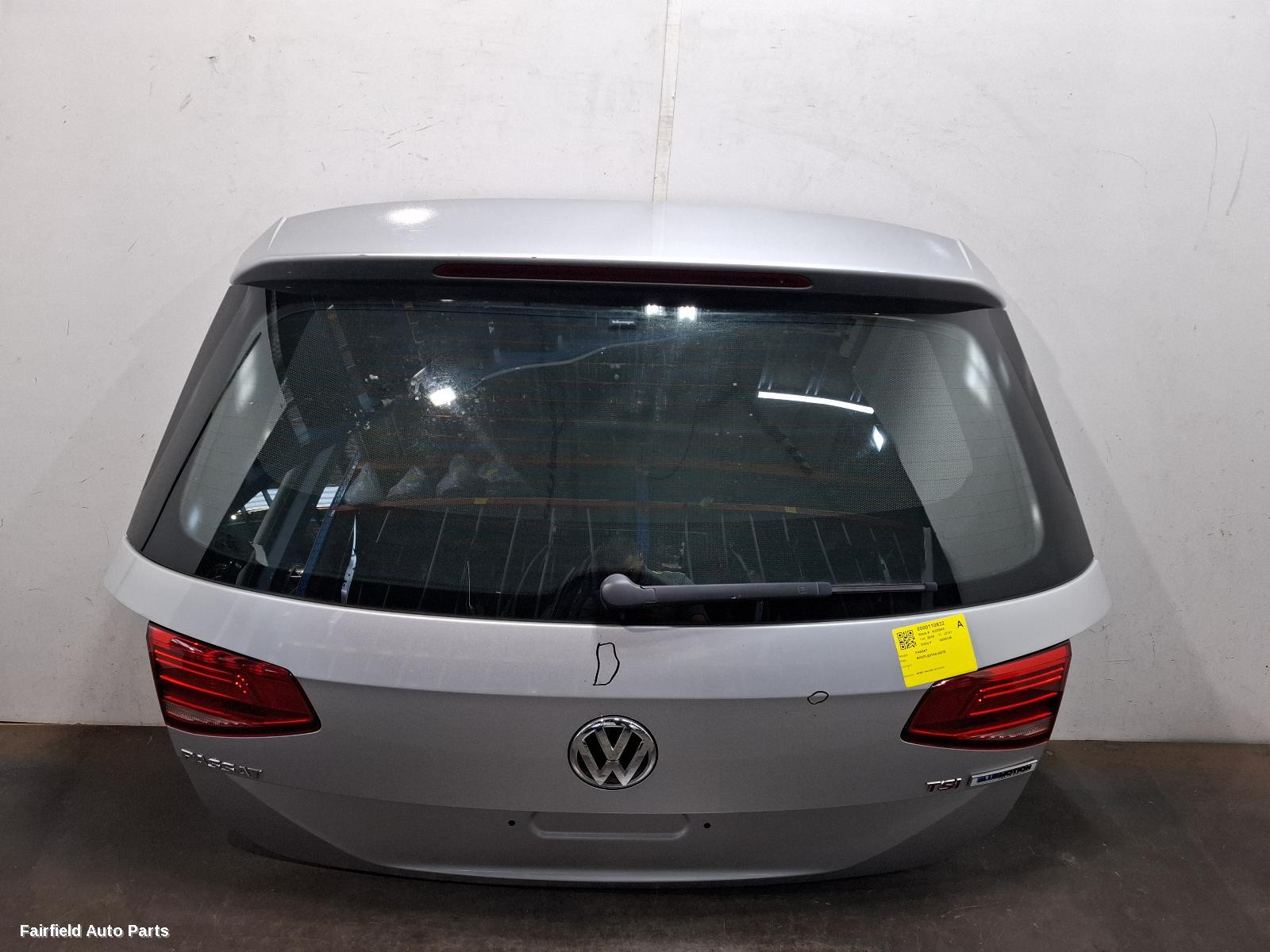 2015-2023 Volkswagen Passat Bootlid Tailgate