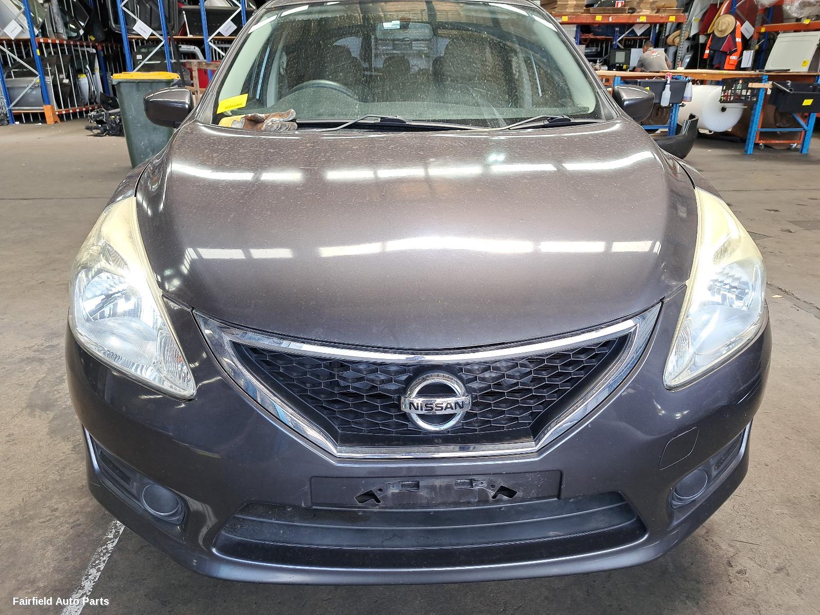 2015 Nissan Pulsar Left Taillight