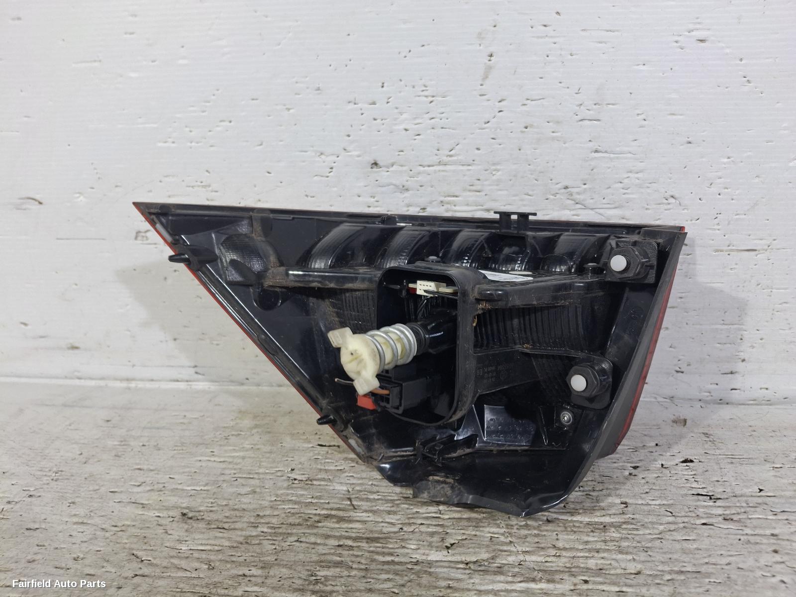 2017-2020 Volkswagen Golf Left Taillight