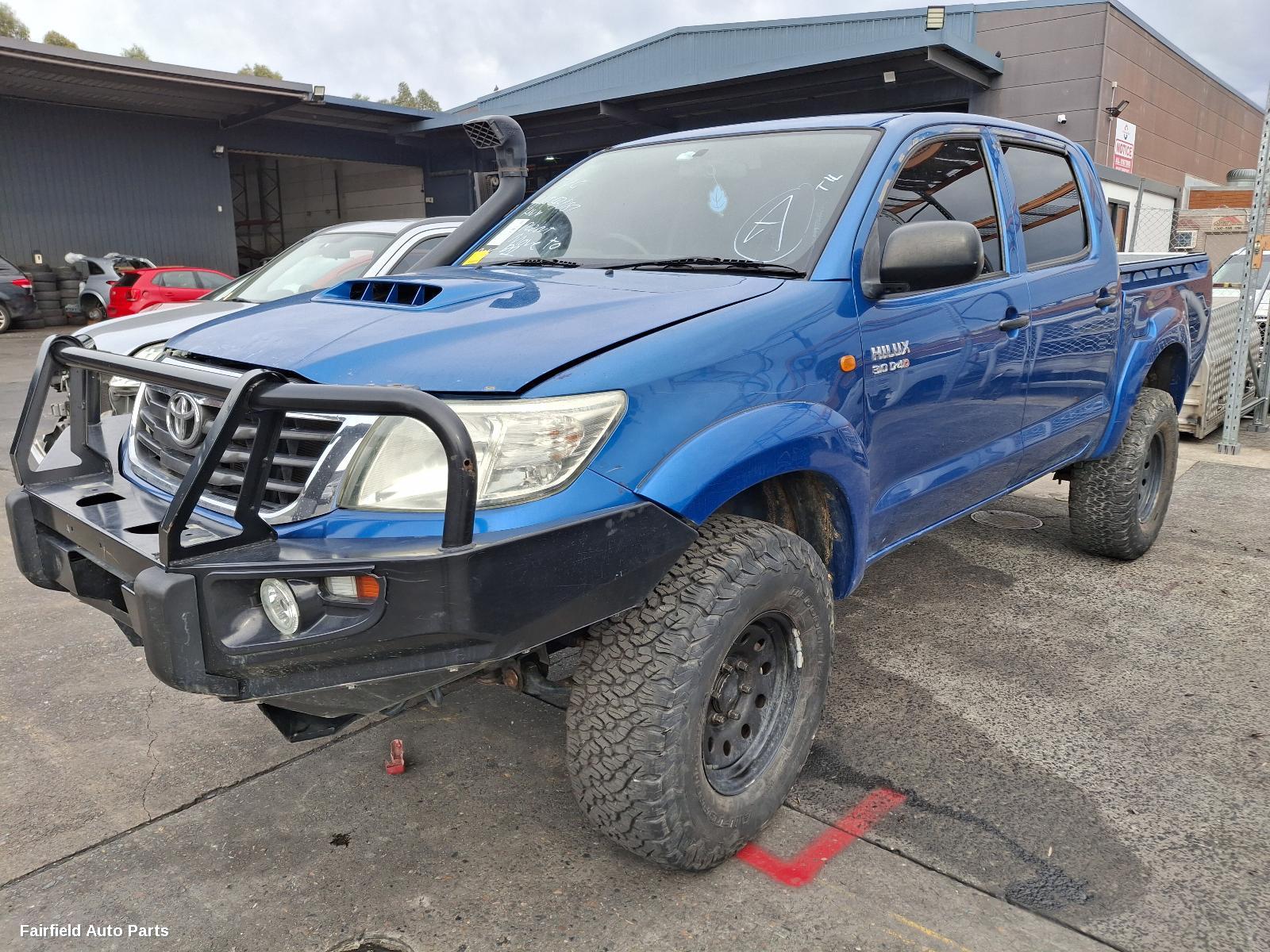 2012 Toyota Hilux Washer Bottle