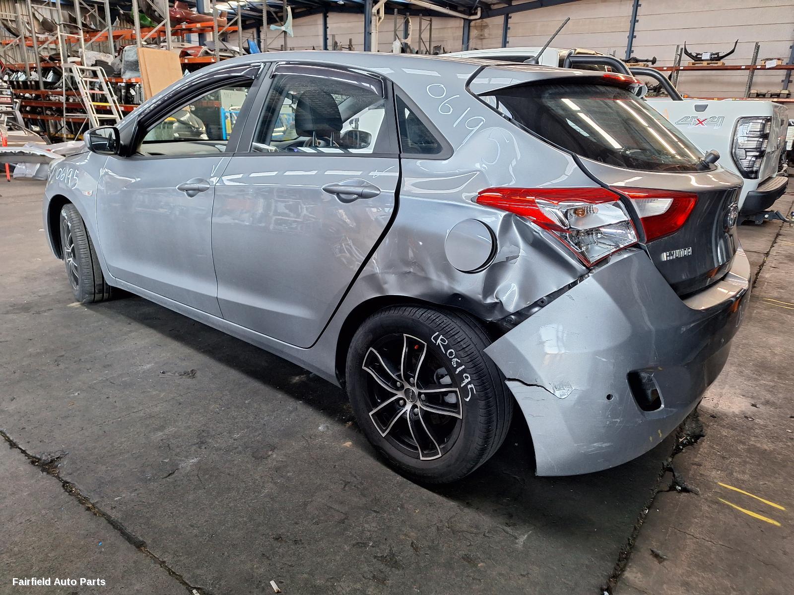 2013 Hyundai I30 A C Condenser