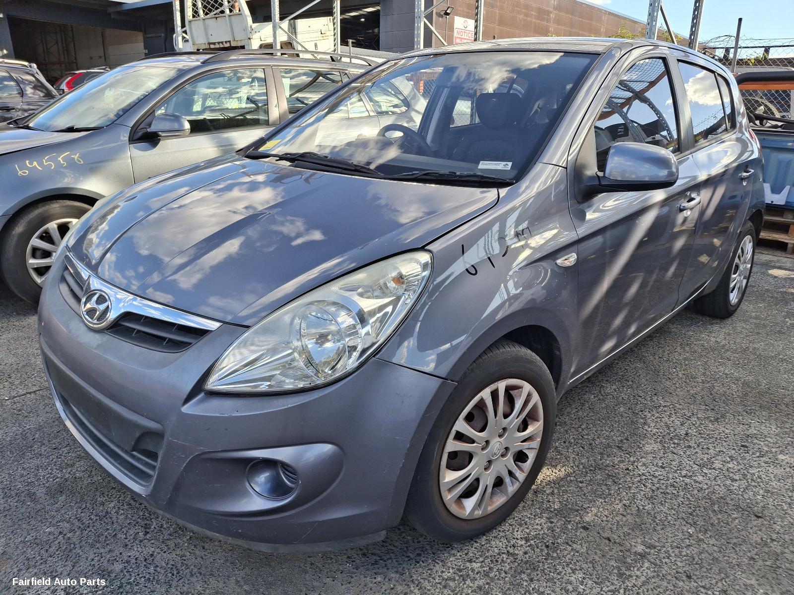 2012 Hyundai I20 Radio Cd Dvd Sat Tv