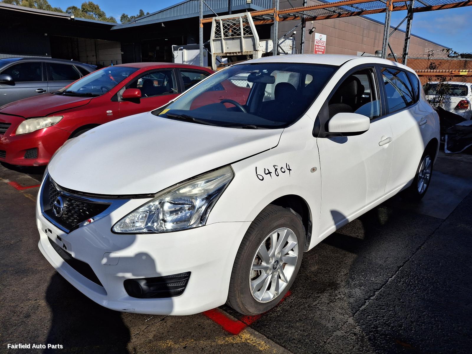 2013-2016 Nissan Pulsar Right Rear Door Sliding