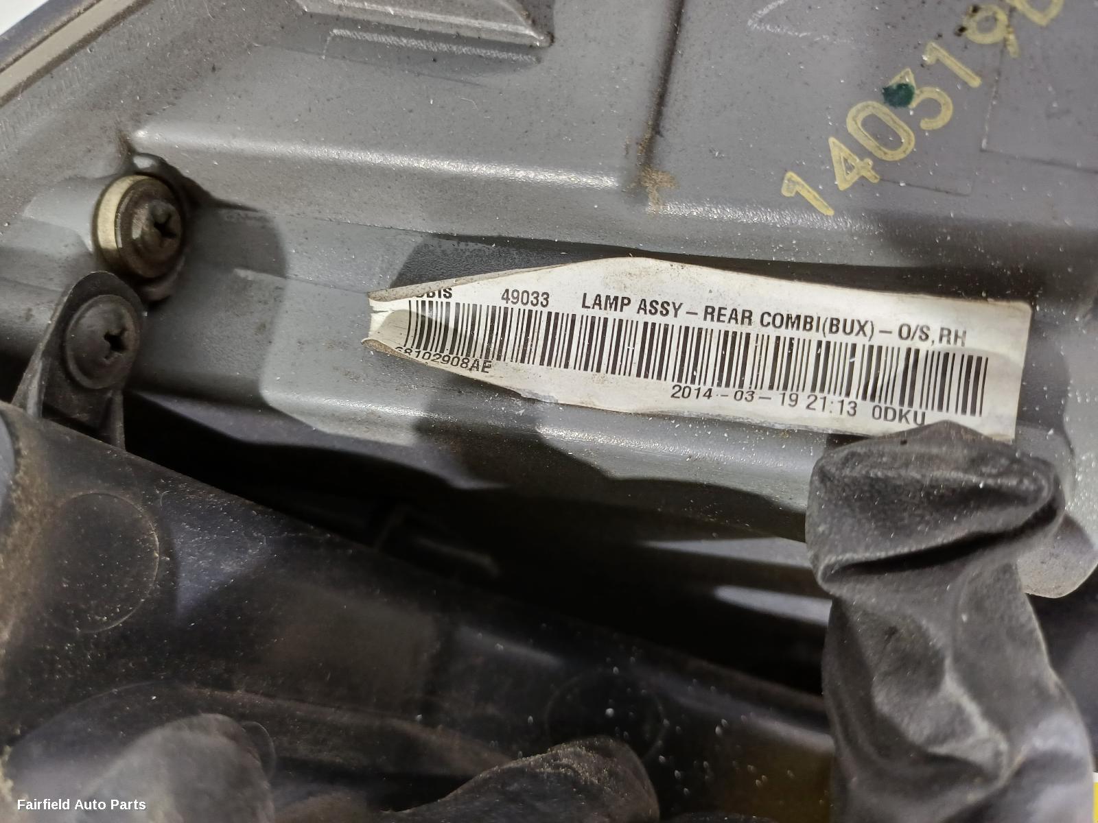 2014-2018 Jeep Cherokee Right Taillight