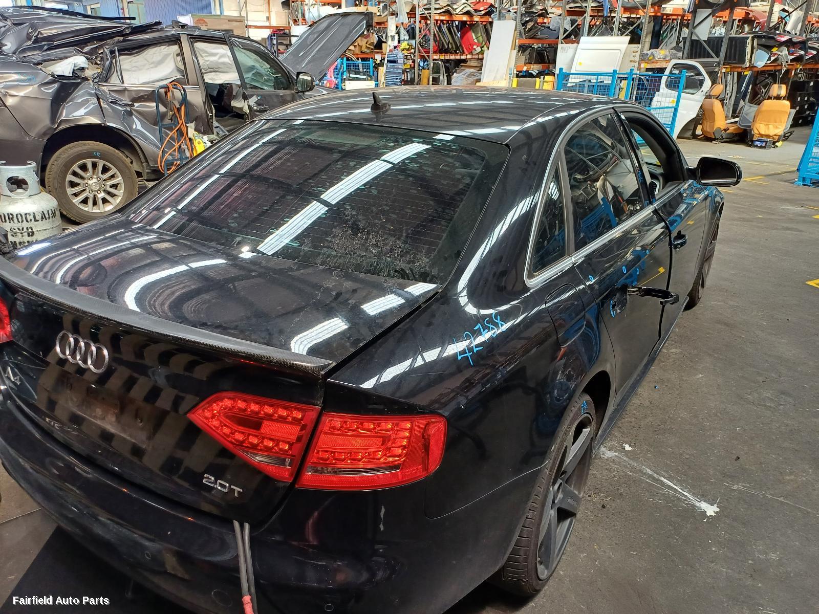 2009 Audi A4 Right Taillight