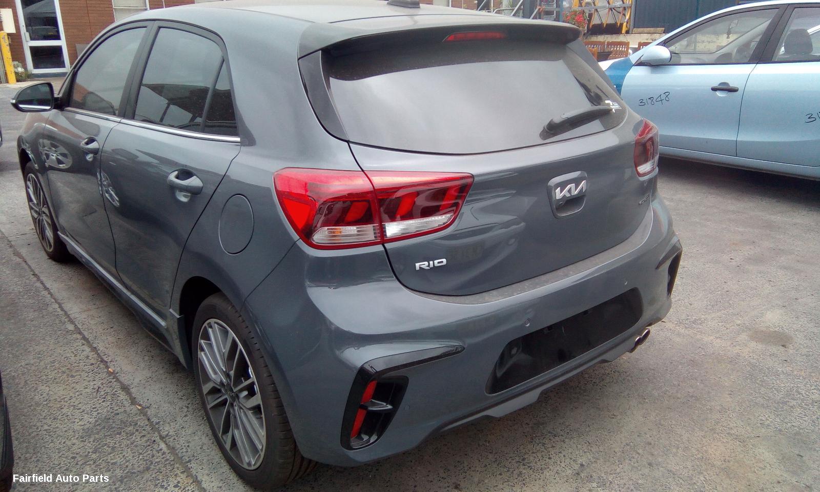 2021 Kia Rio Grille