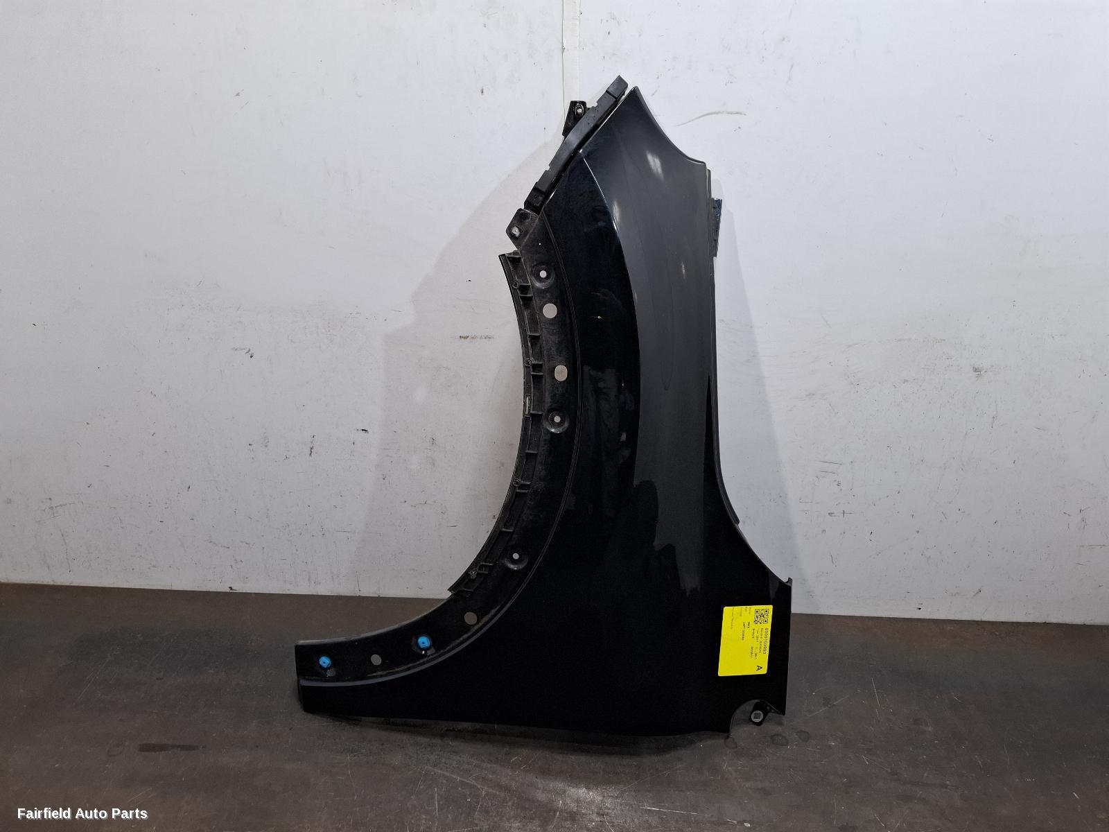 2017 Fiat 500x Left Guard