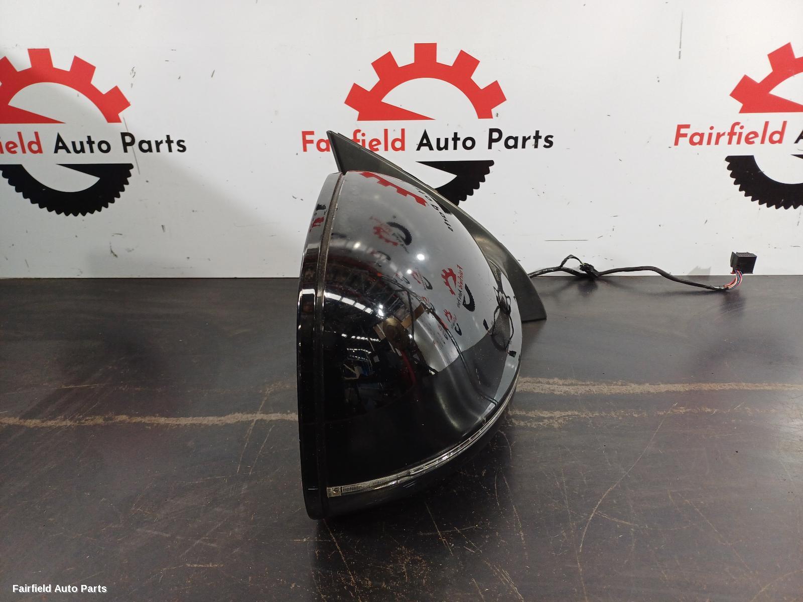 2006-2009 Audi Q7 Right Door Mirror