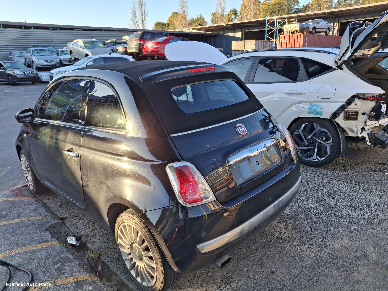 2014 Fiat 500 Left Door Mirror