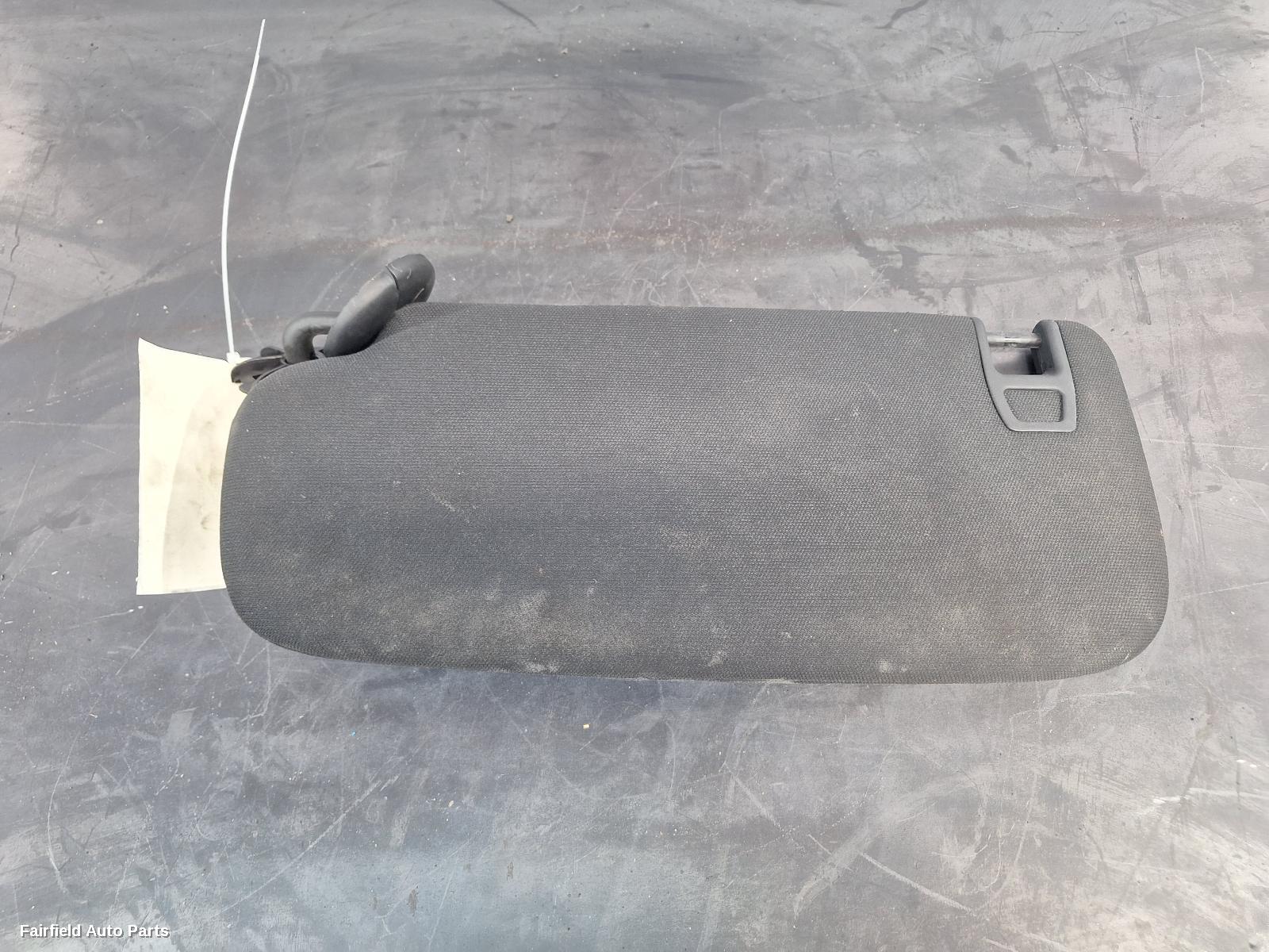 2014 Jeep Grandcherokee Sunvisor