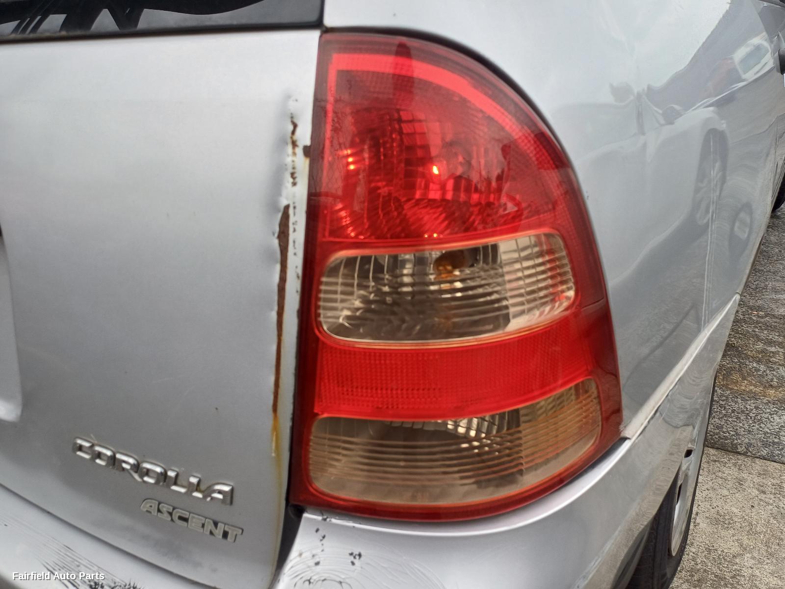 2002 Toyota Corolla Fan