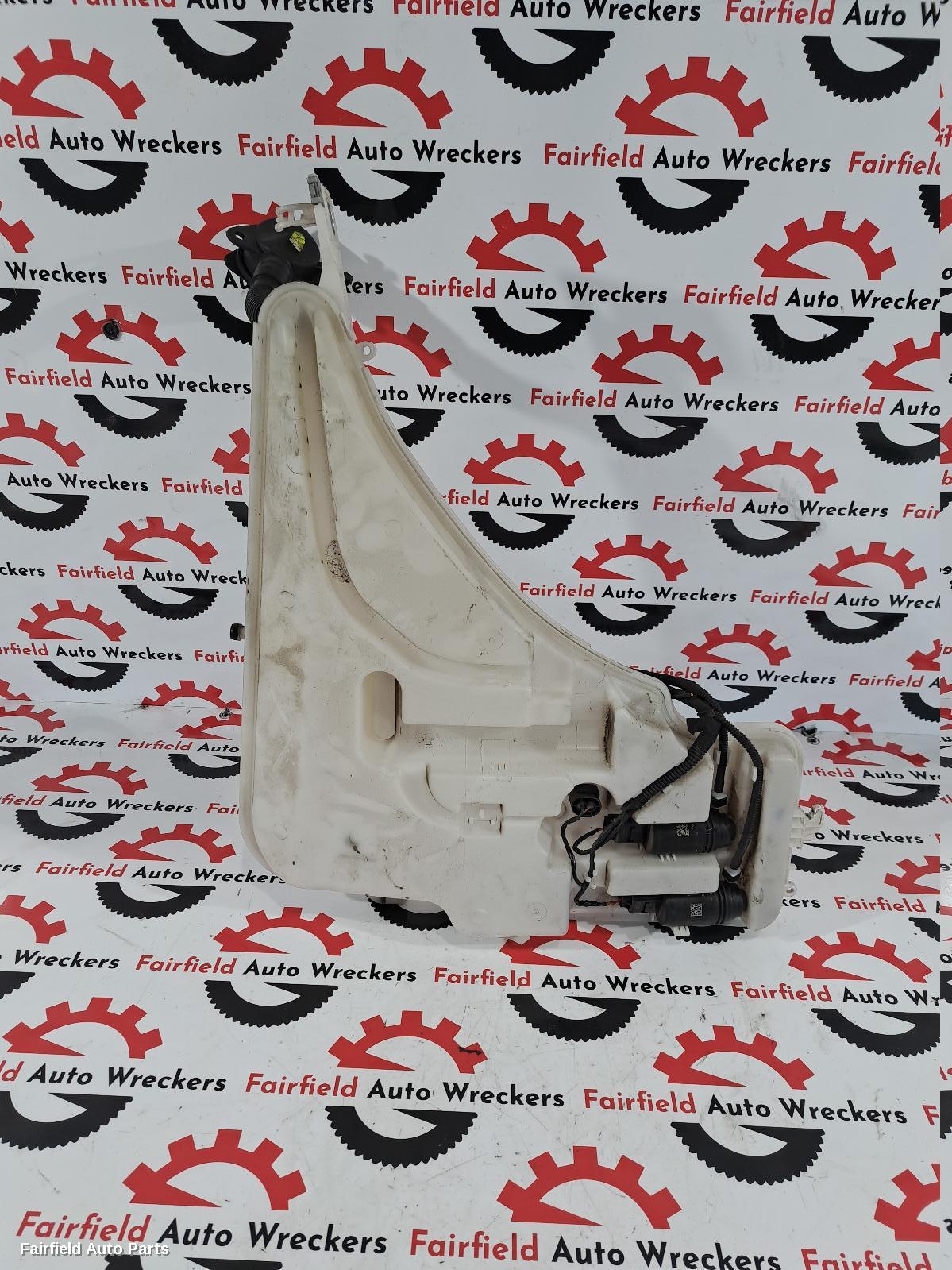 2011-2019 Bmw 1 Series Washer Bottle