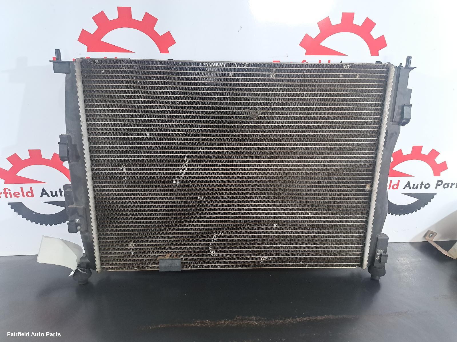 2007-2014 Nissan Dualis Radiator