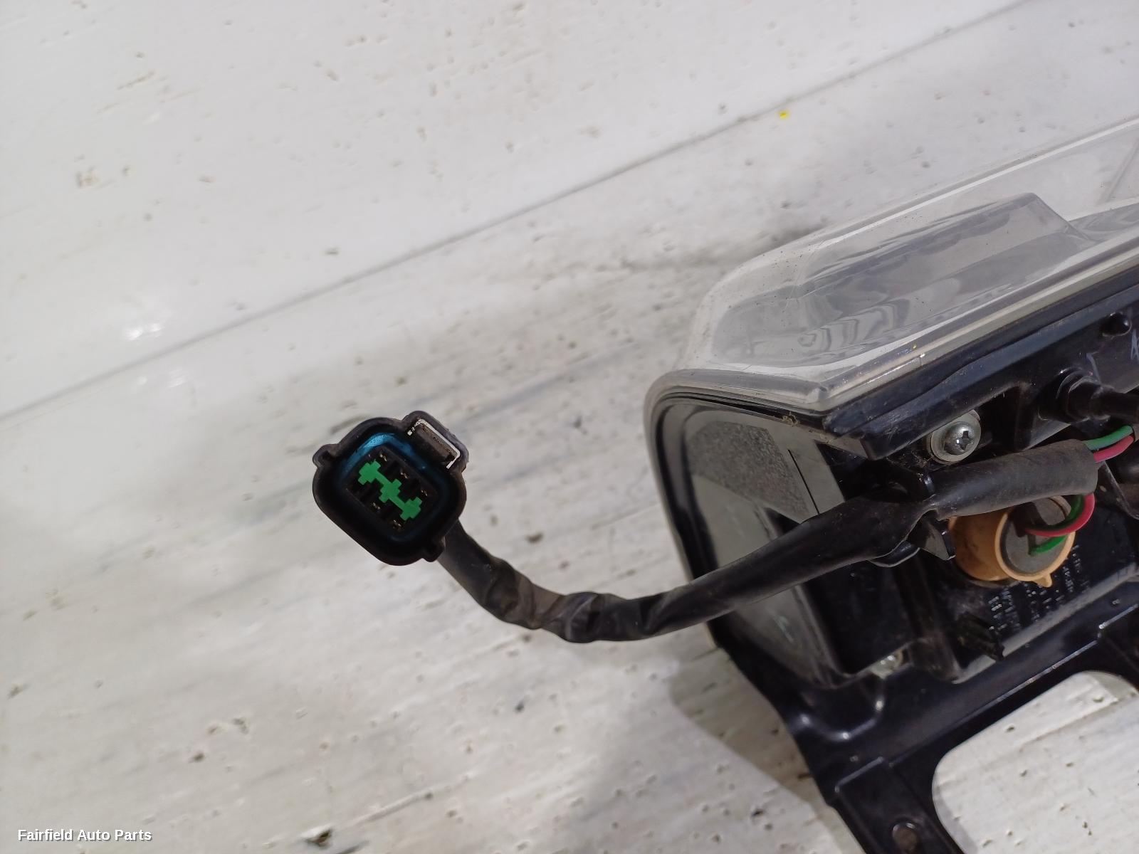 2006-2021 Mitsubishi Pajero Right Taillight