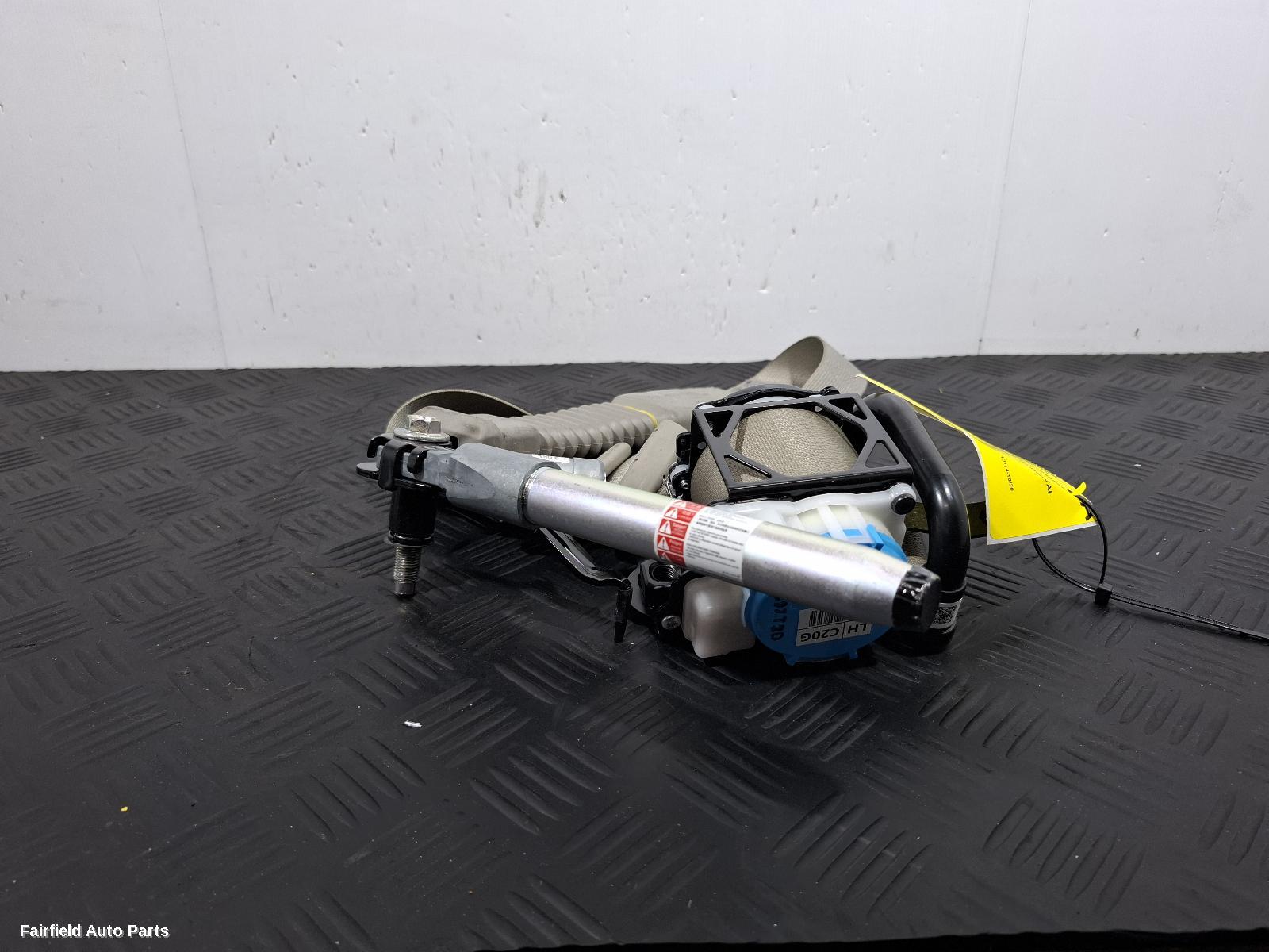 2014-2020 Kia Carnival/grand Carnival Seatbelt Stalk