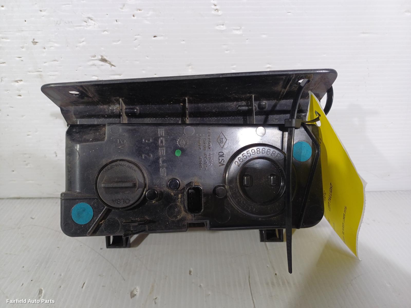 2015-2026 Renault Trafic Left Taillight
