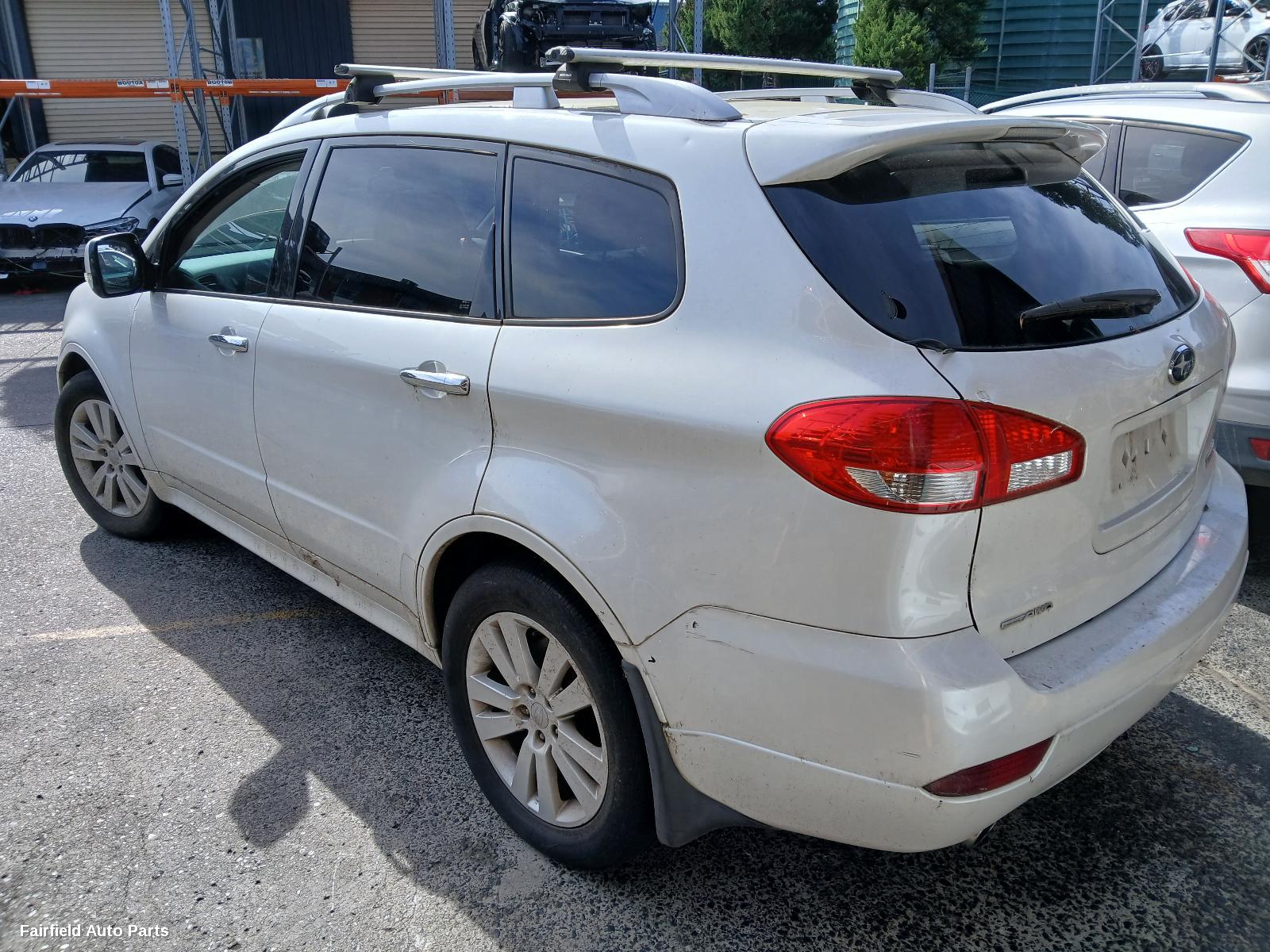 2013 Subaru Tribeca Right Front Door