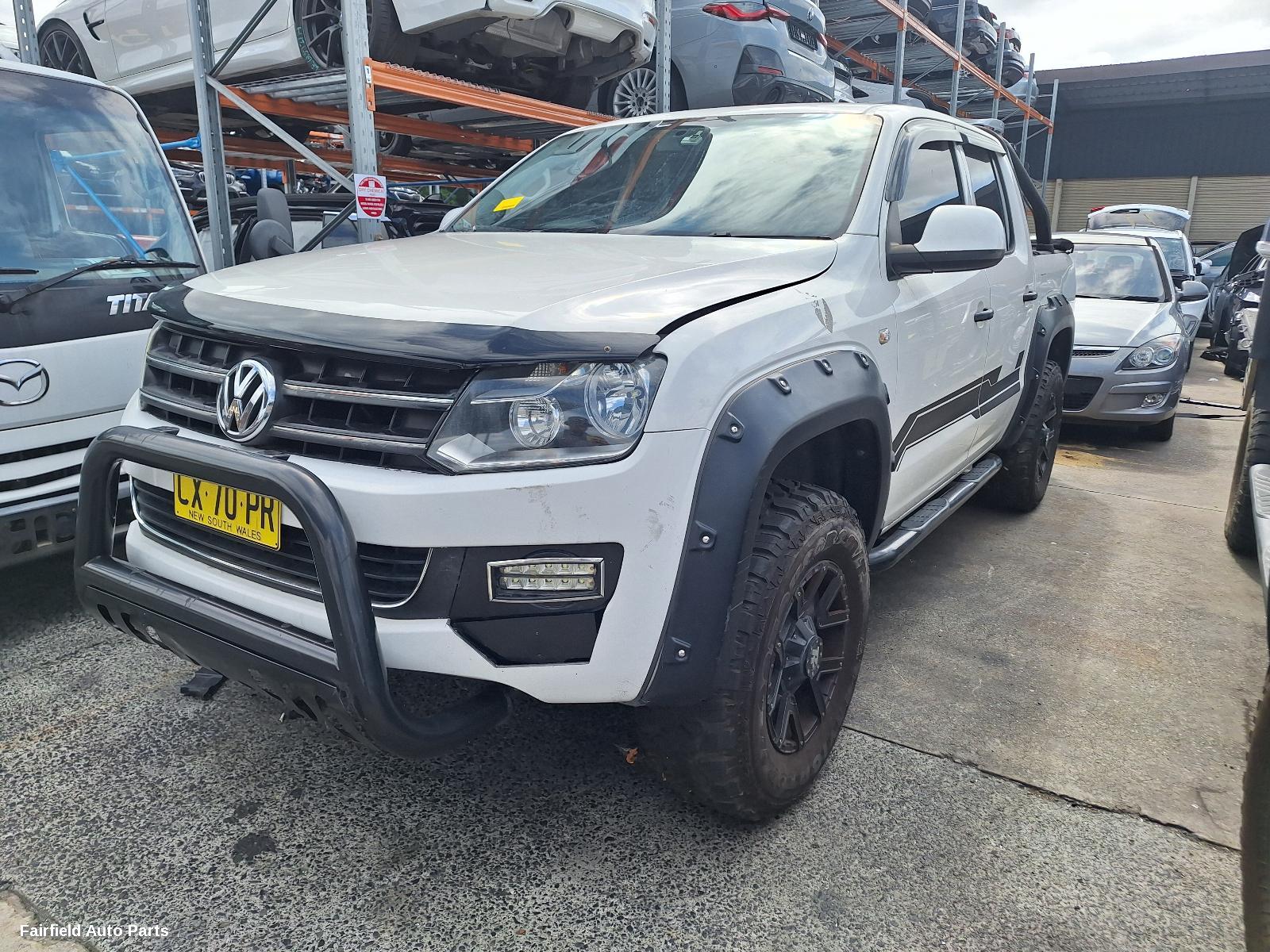 2010-2017 Volkswagen Amarok Left Guard