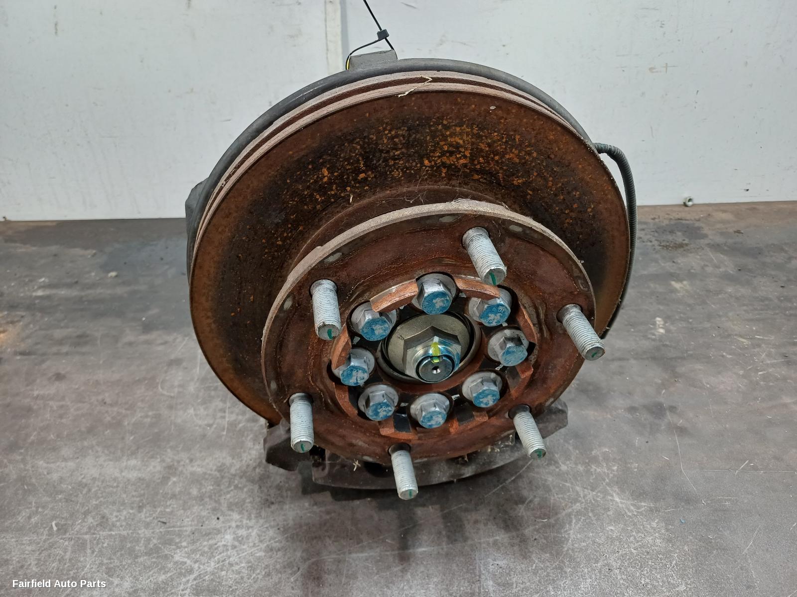 2020-2026 Ldv Deliver 9 Left Front Hub Assembly