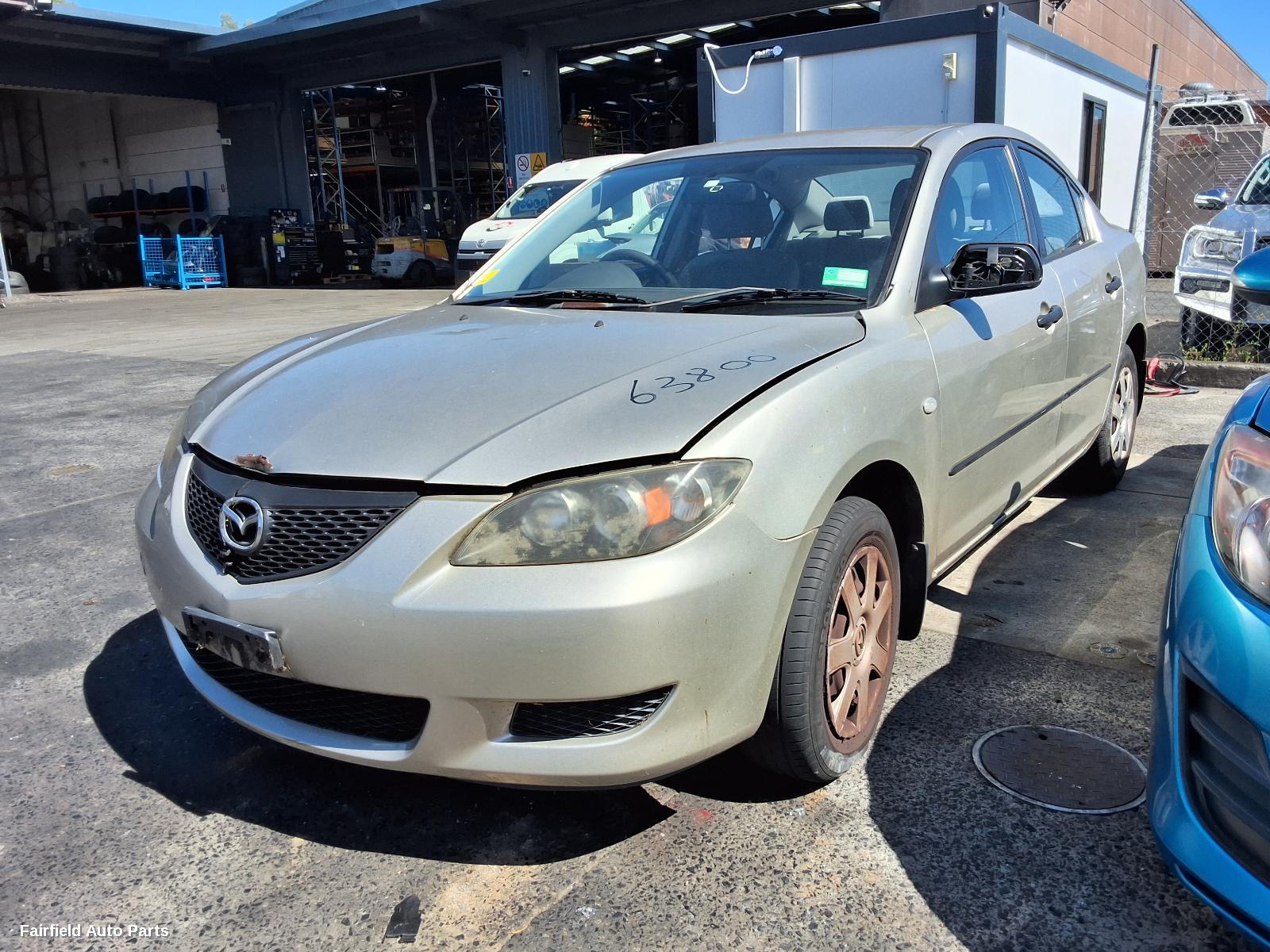 2006 Mazda 3 Right Guard