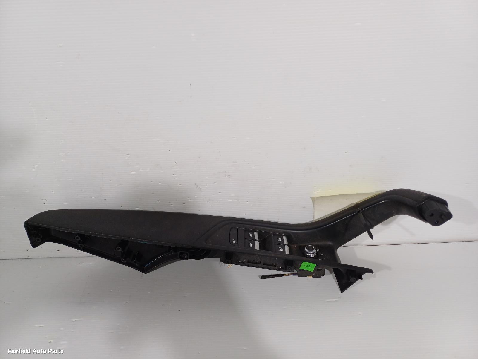 2015-2025 Audi A4 Pwr Dr Wind Switch