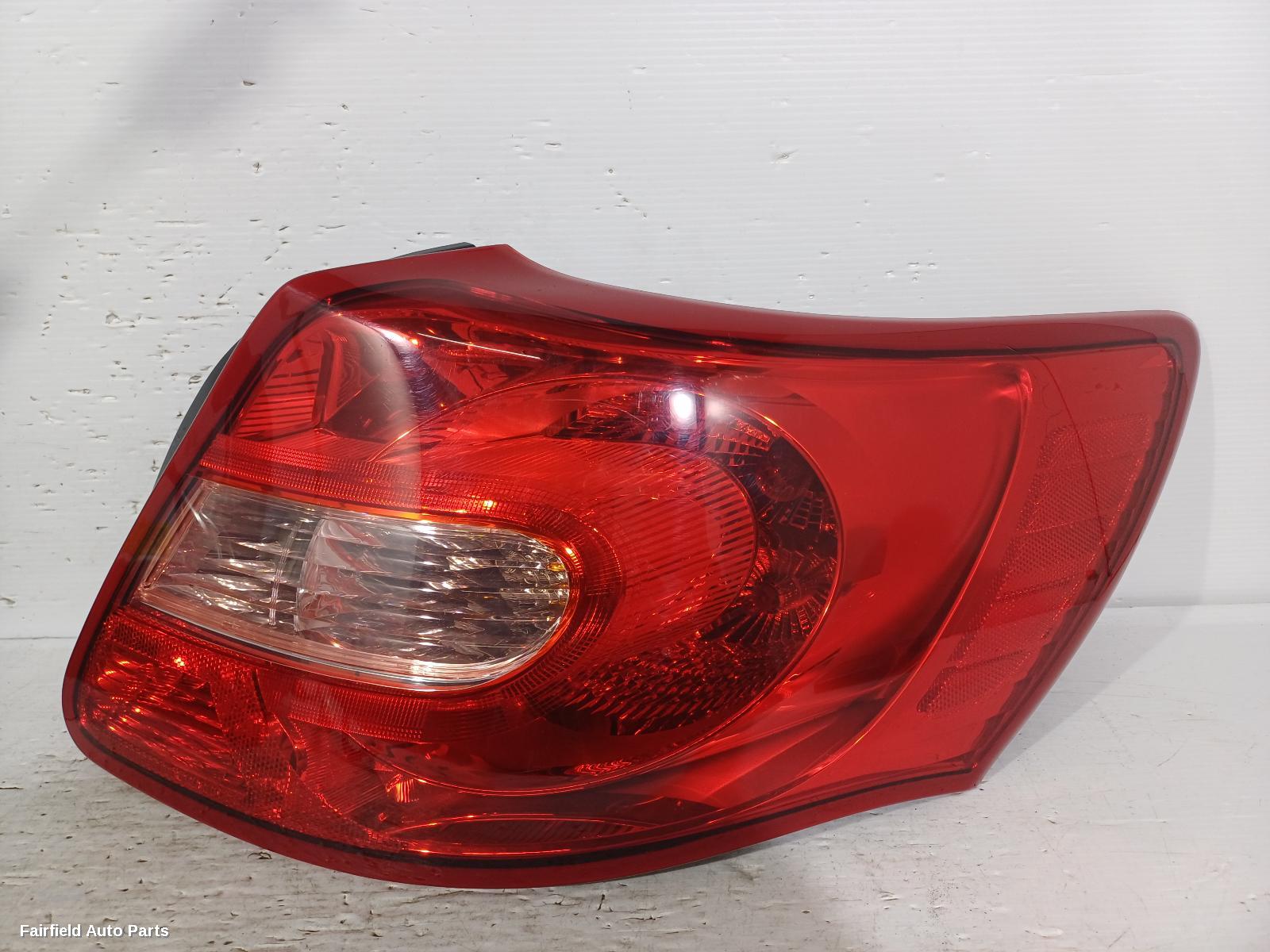 2009-2017 Suzuki Kizashi Right Taillight