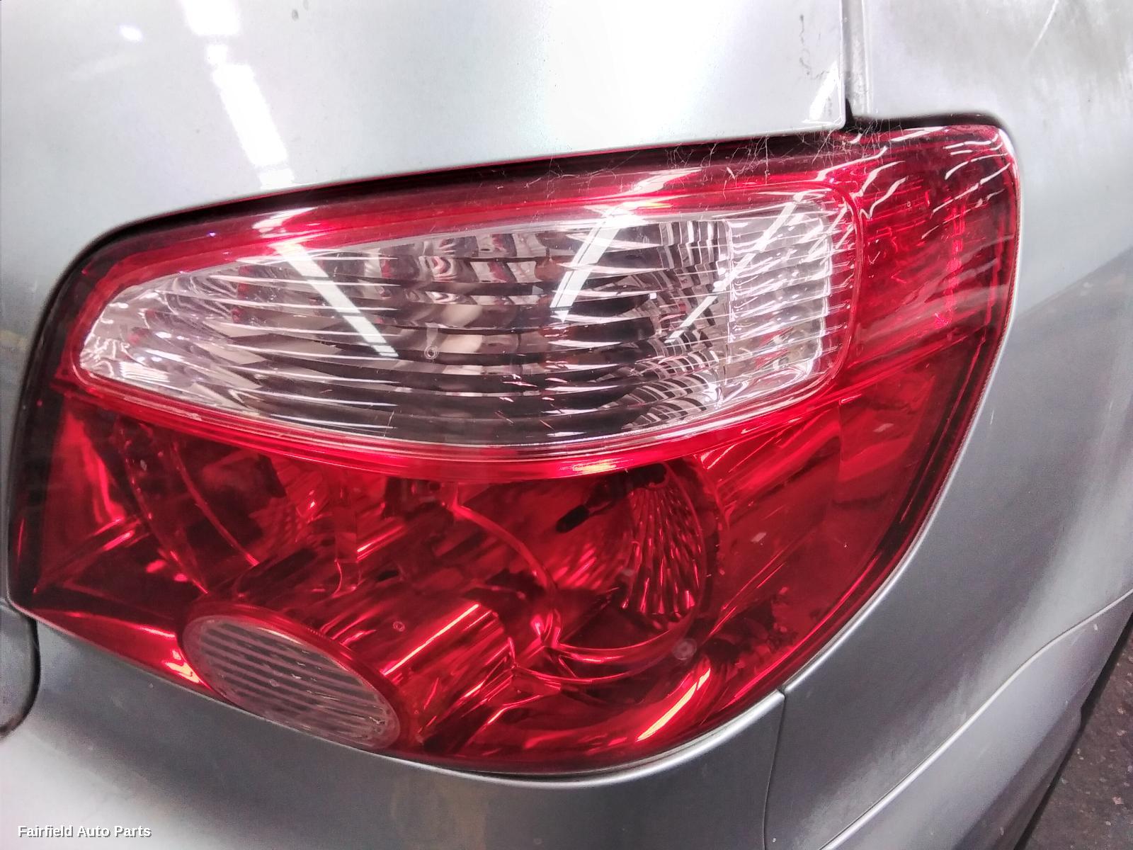 2002-2006 Mitsubishi Outlander Right Door Mirror