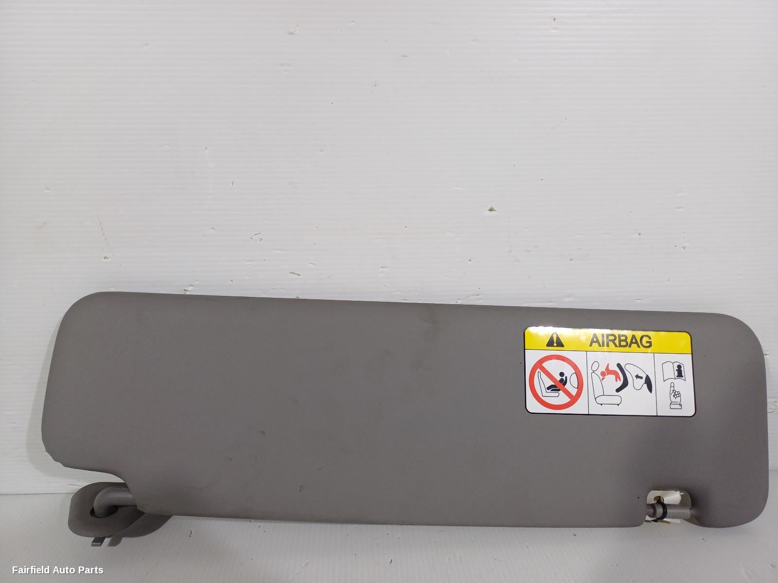 2015-2025 Ldv G10 Sunvisor