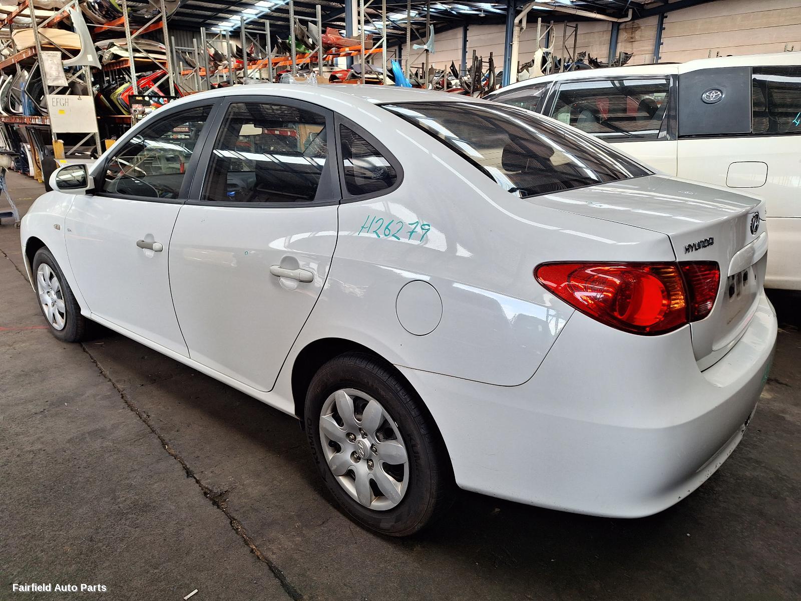 2009 Hyundai Elantra Left Headlamp