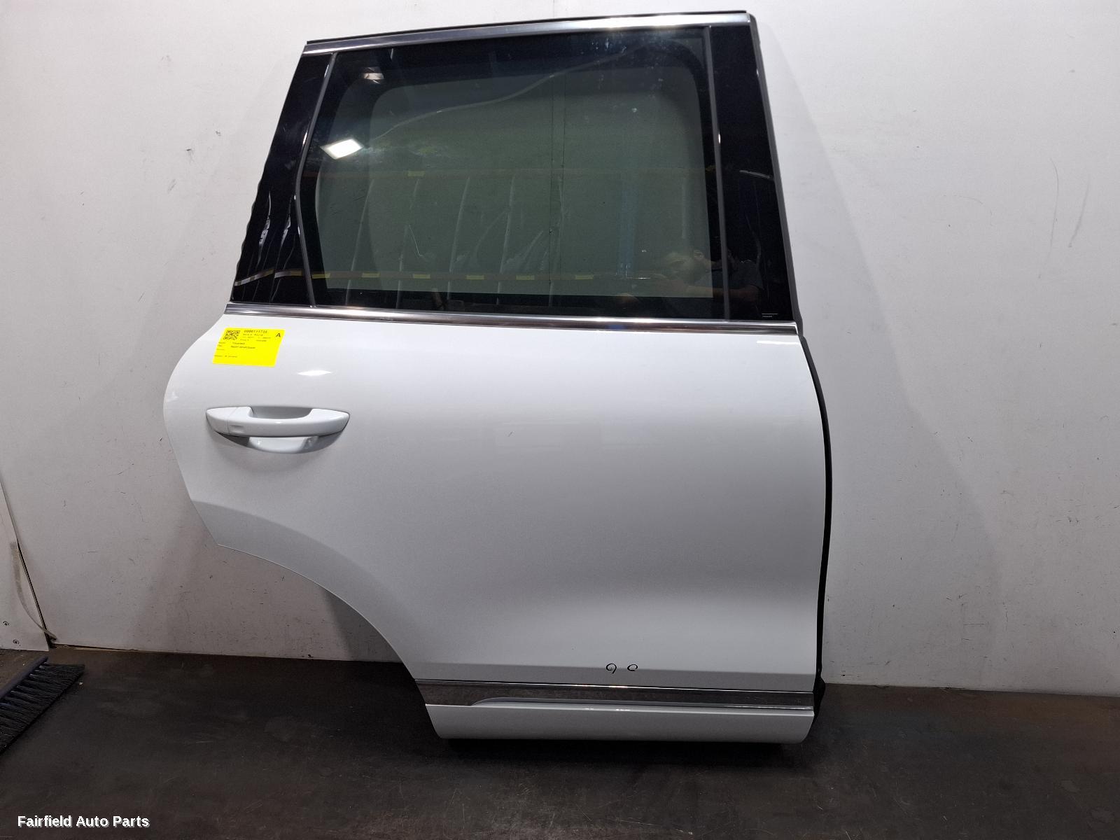 2010-2018 Volkswagen Touareg Right Rear Door Sliding