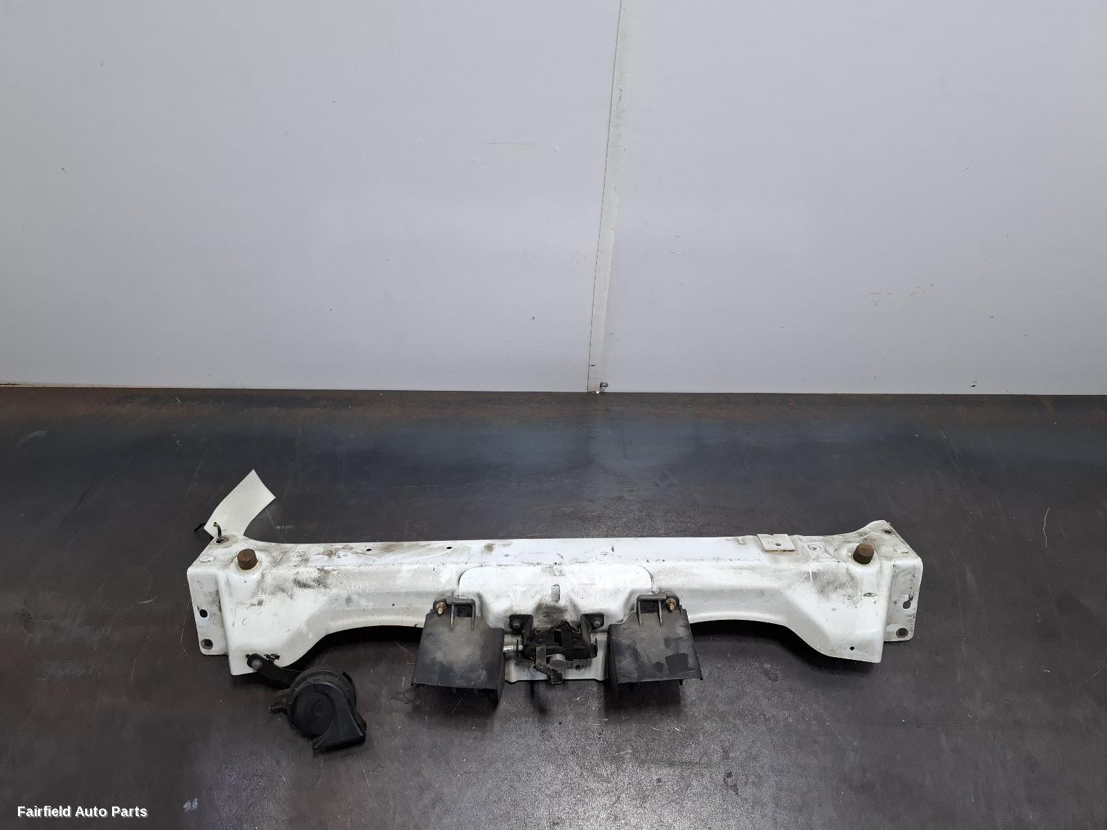 2015-2025 Ldv G10 Radiator Support