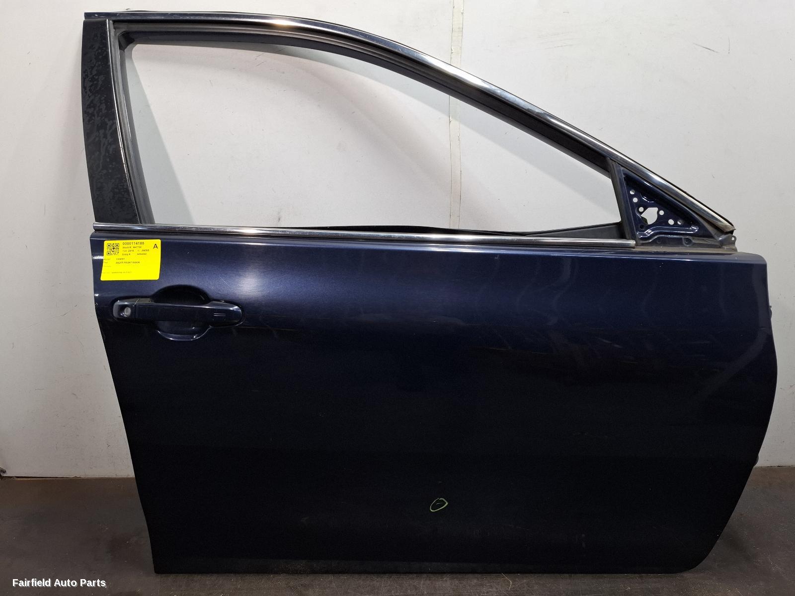 2015-2017 Toyota Camry Right Front Door