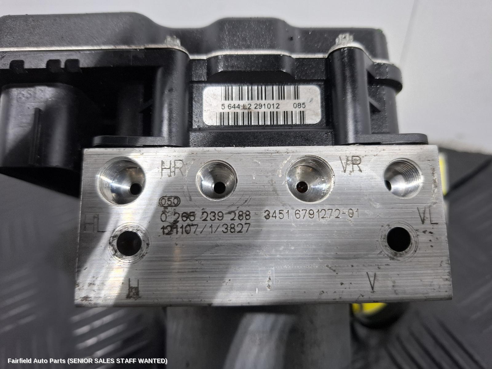 2013 Bmw X1 Abs Pump Modulator