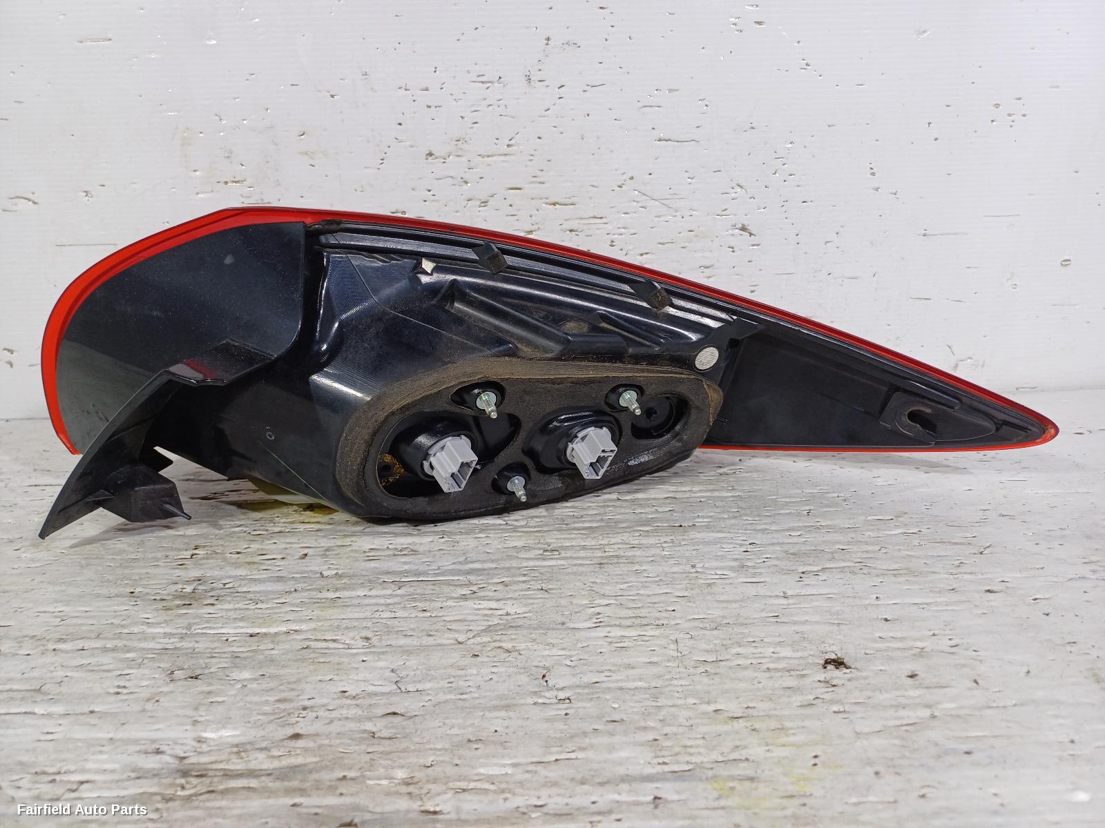 2012-2016 Mazda Cx5 Left Taillight