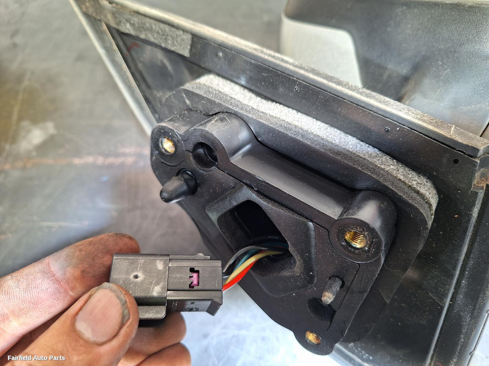 2009-2017 Holden Cruze Right Door Mirror