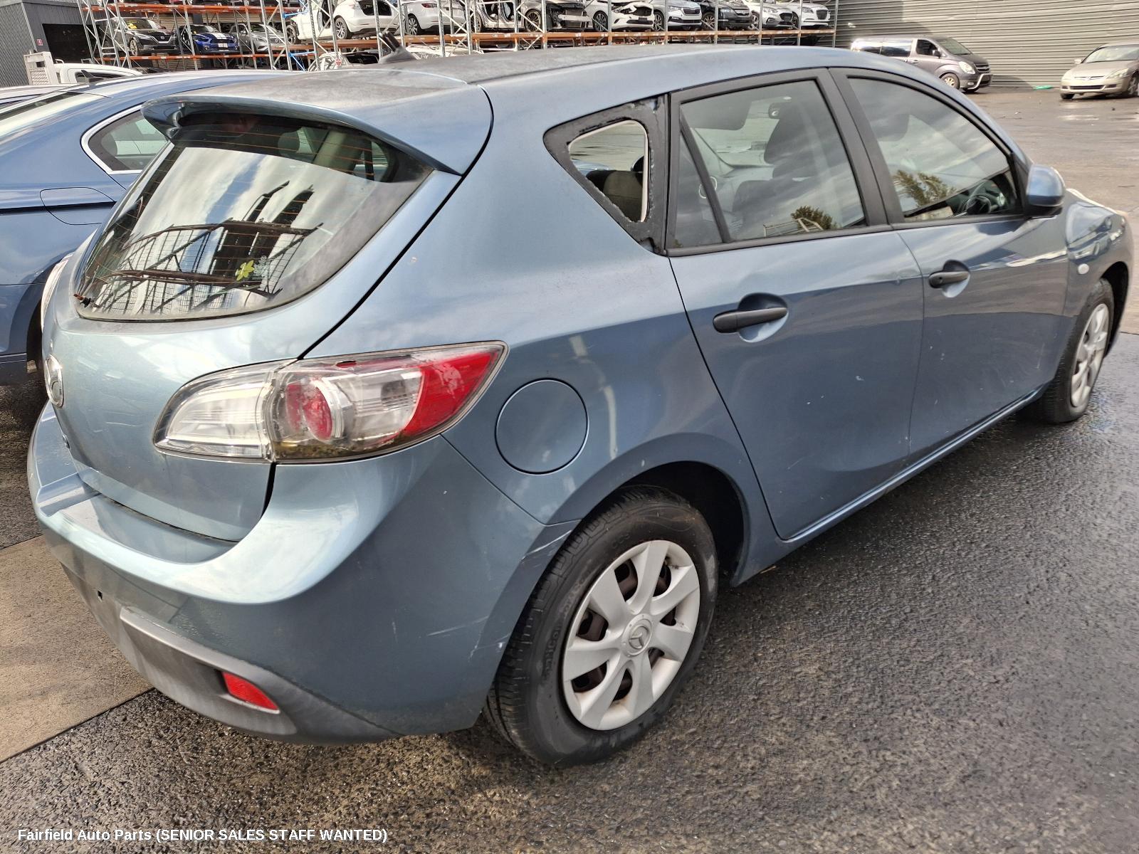 2010 Mazda 3 Sunvisor
