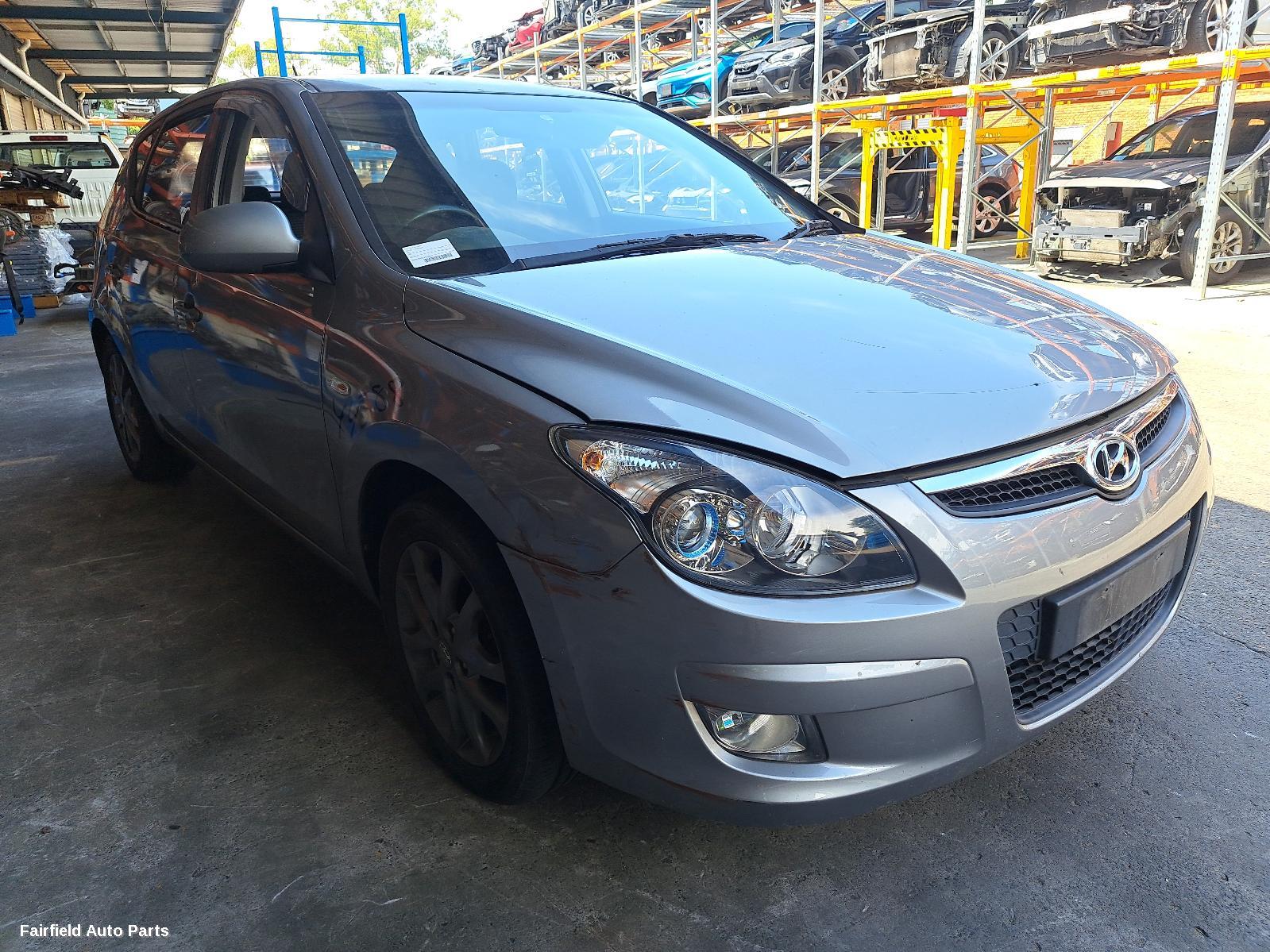 2011 Hyundai I30 Grille